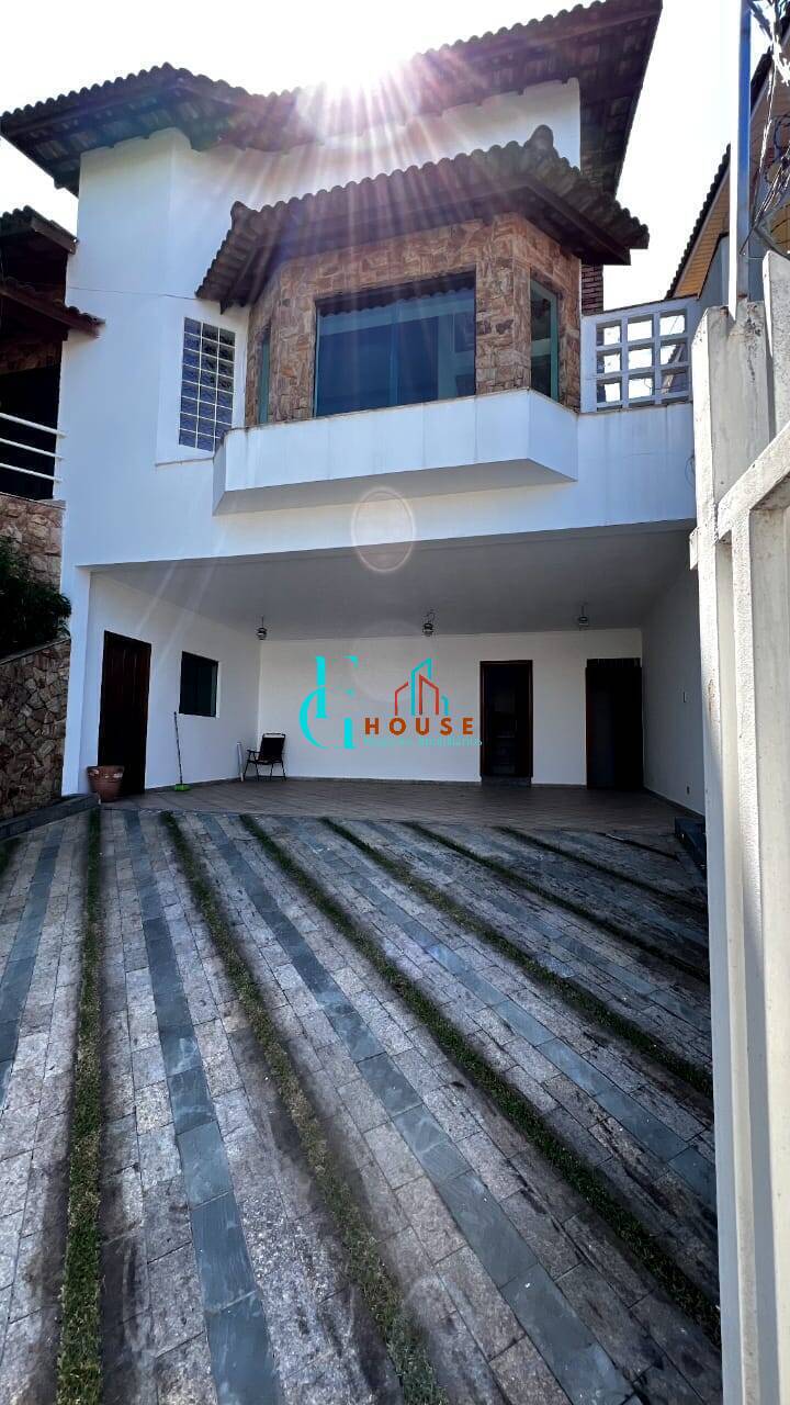 Casa à venda com 4 quartos, 286m² - Foto 5