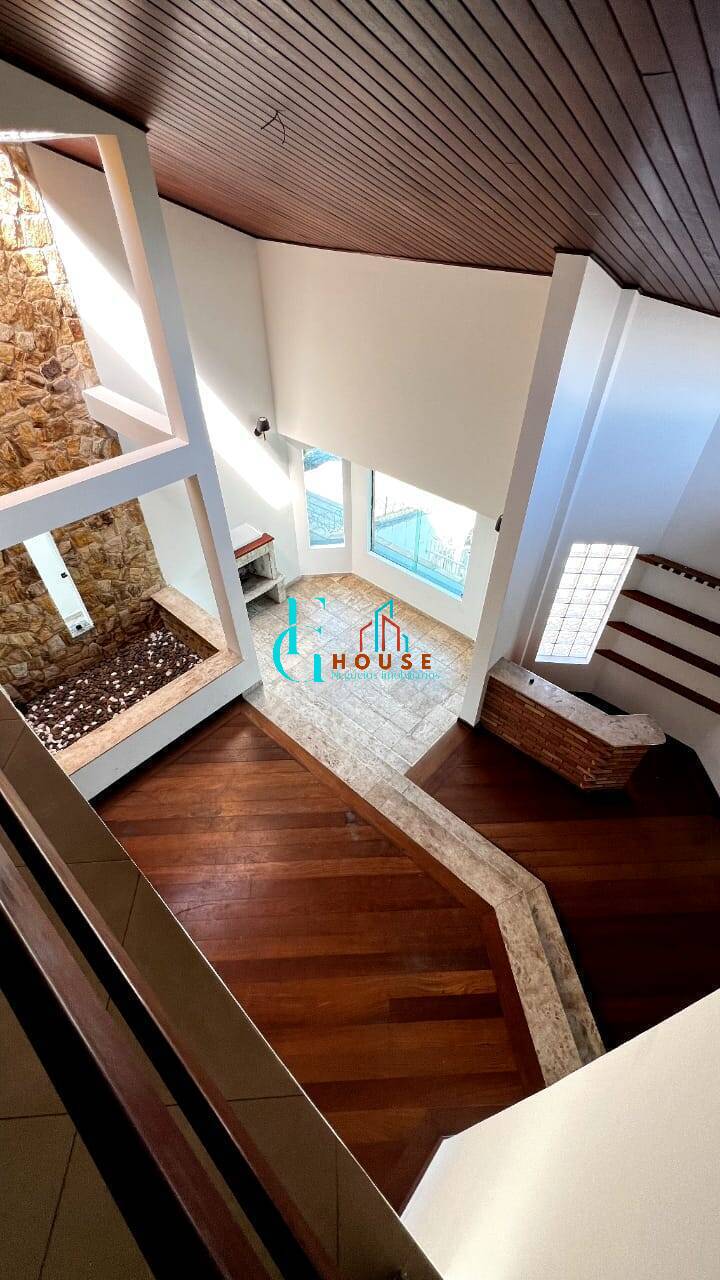 Casa à venda com 4 quartos, 286m² - Foto 21