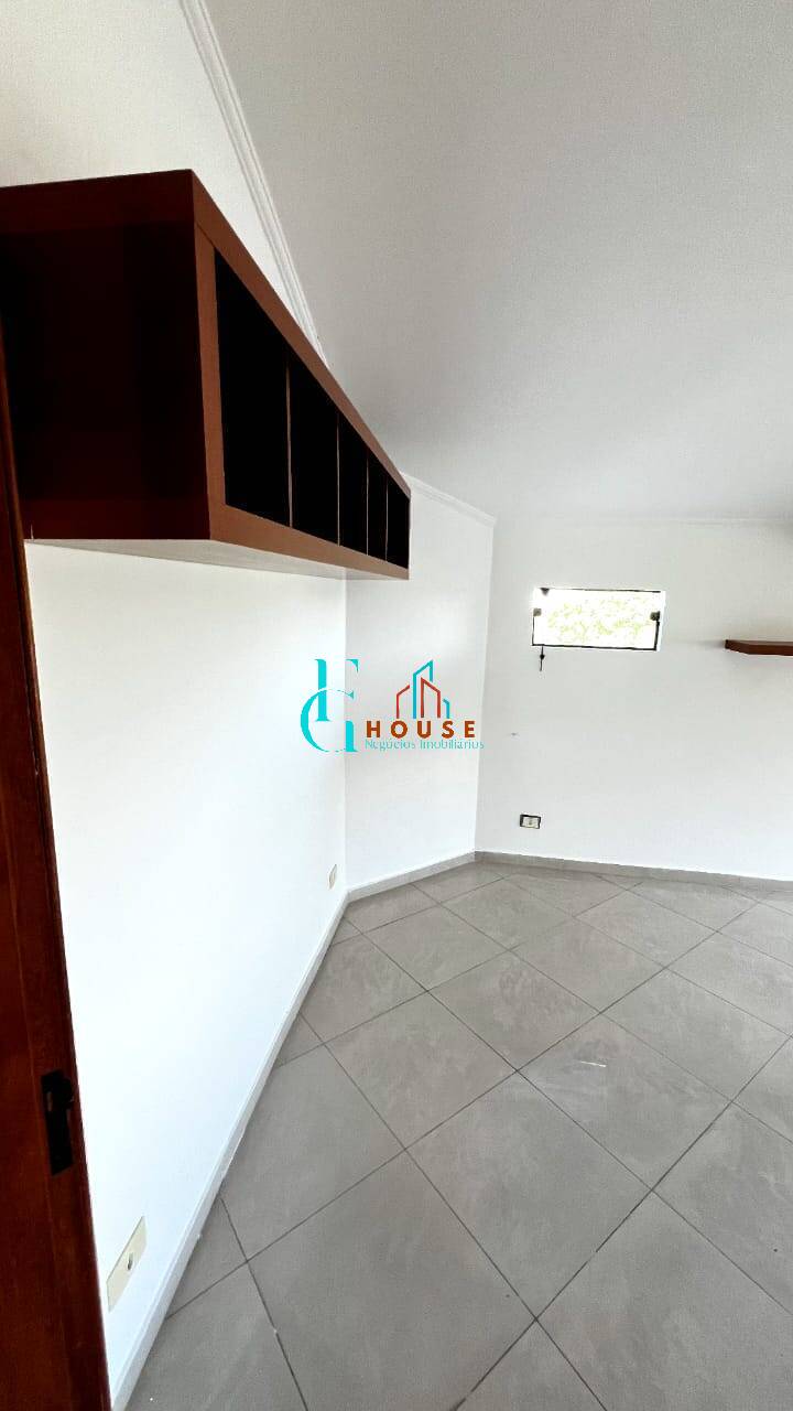 Casa à venda com 4 quartos, 286m² - Foto 25