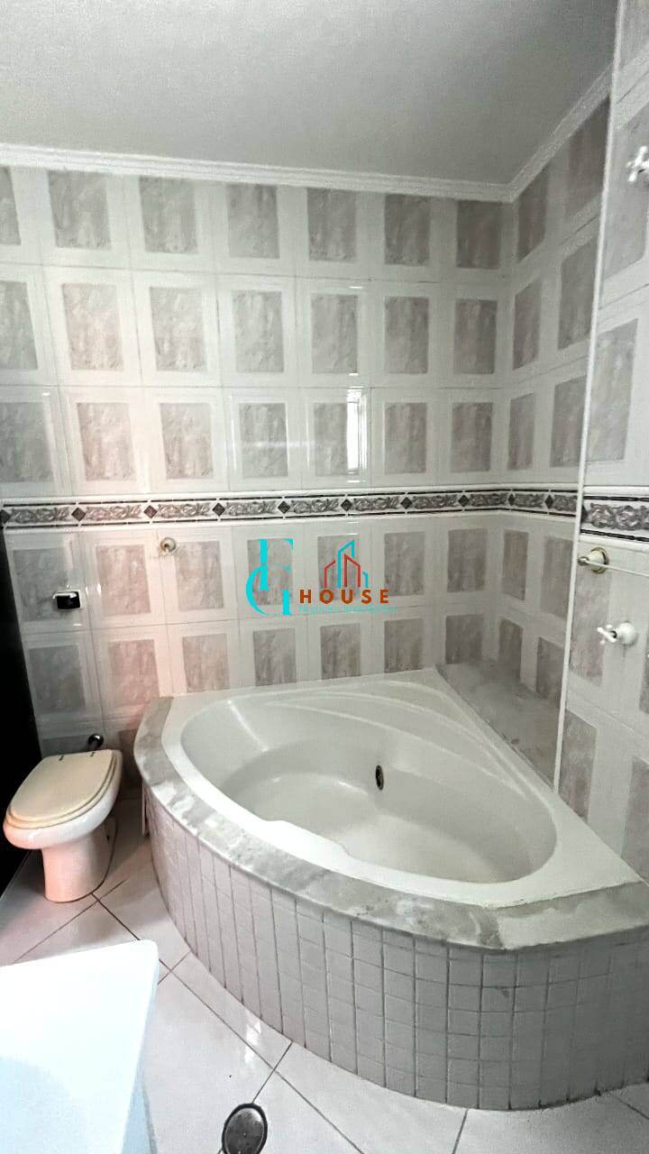 Casa à venda com 4 quartos, 286m² - Foto 35