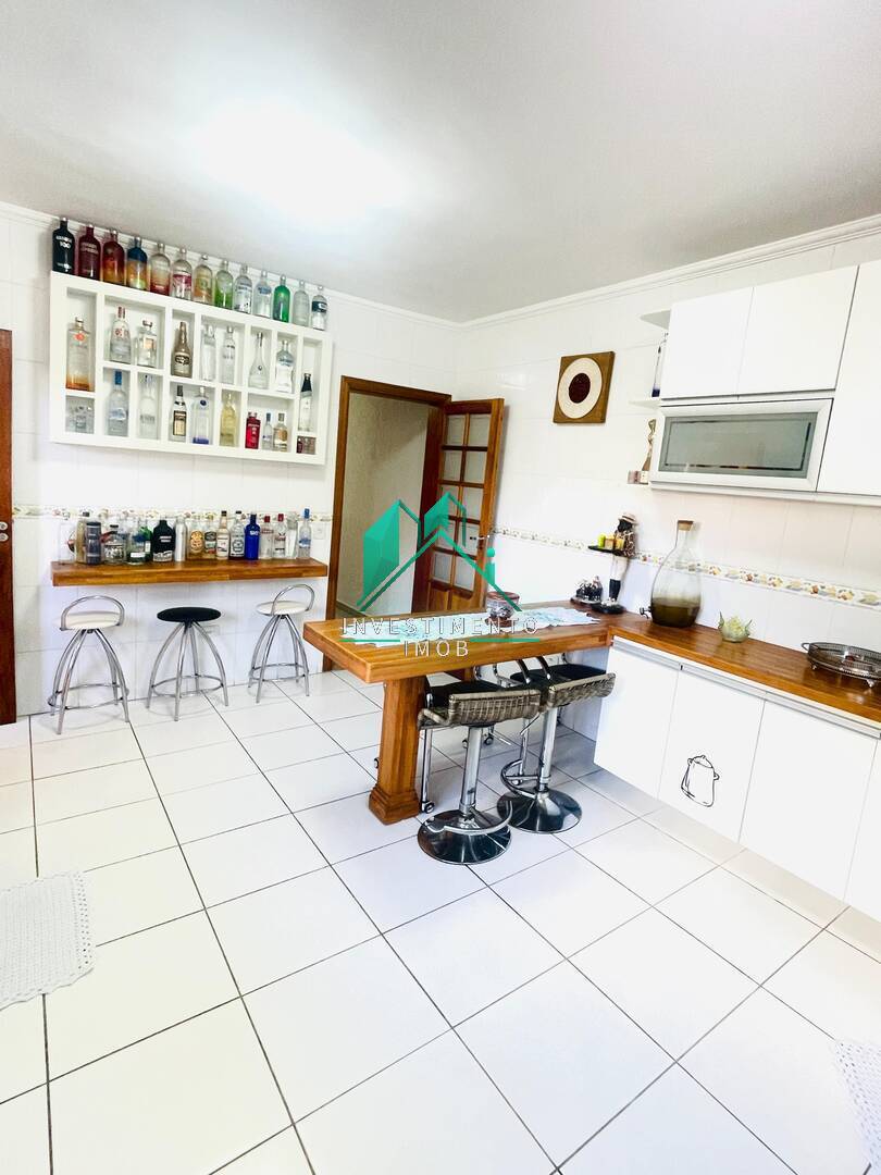 Sobrado à venda e aluguel com 4 quartos, 150m² - Foto 10